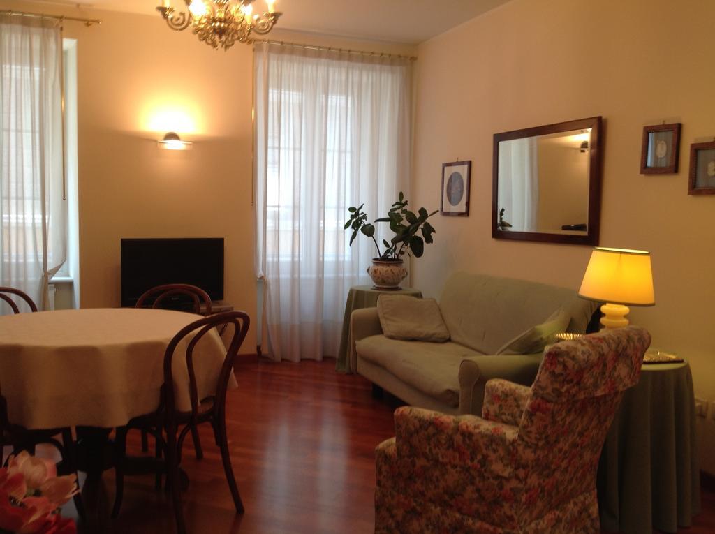 B&B Crispi Trieste Habitación foto